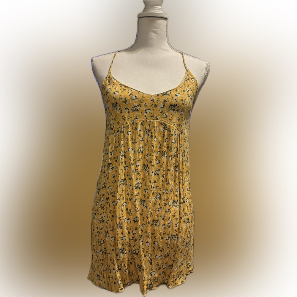 I JOAH BOUTIQUE adorable short floral lightweight dress